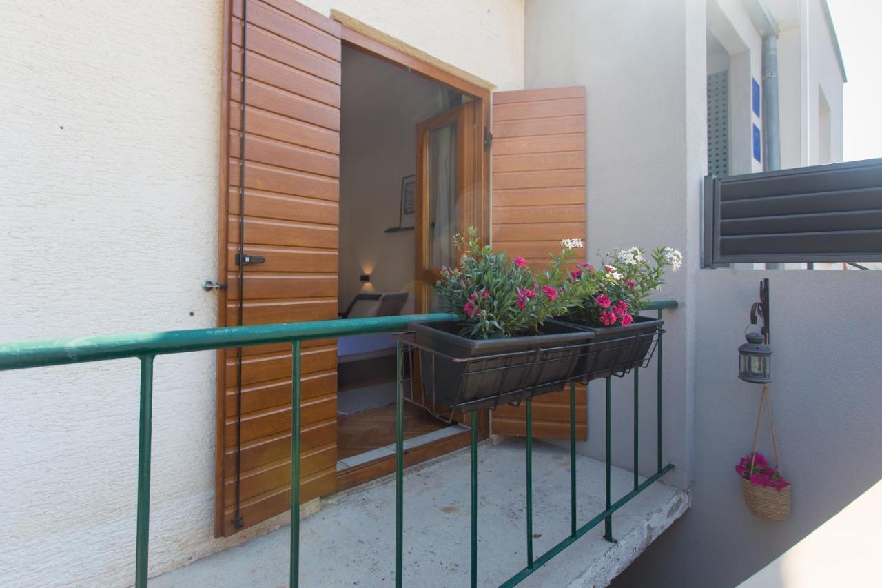 Holiday House Vida บีโอกราดนาโมรู ภายนอก รูปภาพ
